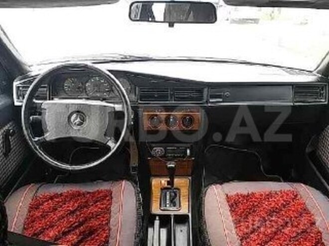 Mercedes 190 1991, 400,000 km - 2.0 l - Sumqayıt