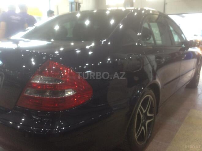 Mercedes E 220 2004, 292,000 km - 2.2 л - Bakı