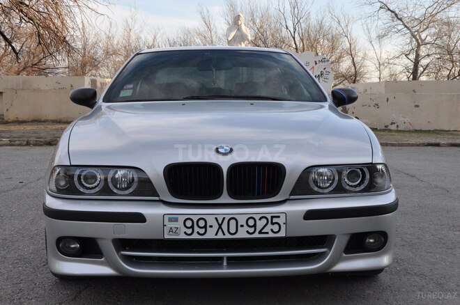 BMW 523 1999, 207,000 km - 2.5 l - Bakı