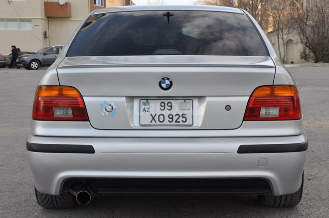 BMW 523 1999, 207,000 km - 2.5 l - Bakı