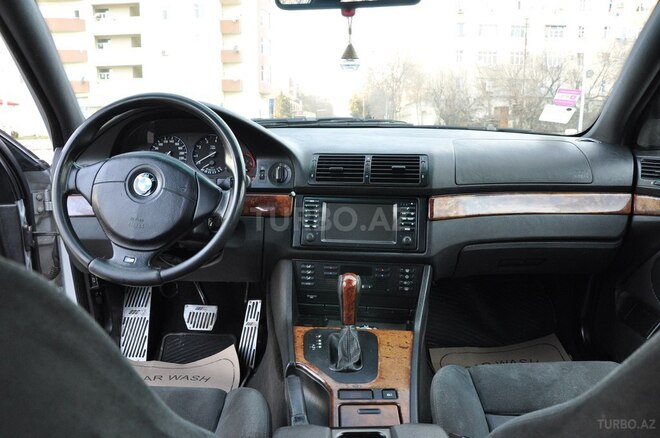 BMW 523 1999, 207,000 km - 2.5 l - Bakı
