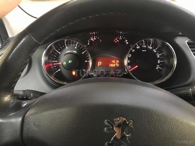 Peugeot 3008 2012, 137,000 km - 1.6 l - Bakı