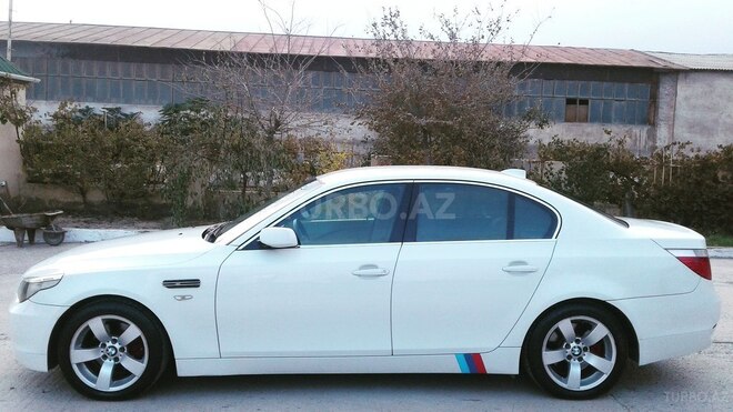 BMW 525 2004, 259,000 km - 2.5 l - Bakı