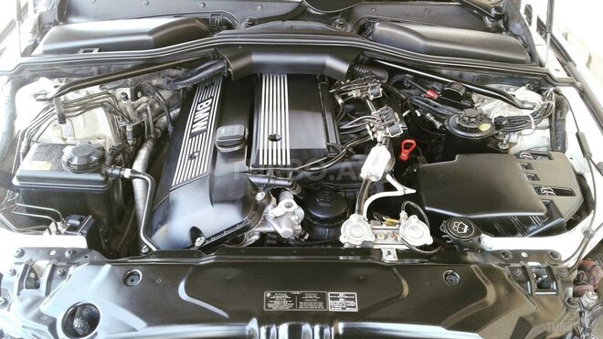 BMW 525 2004, 259,000 km - 2.5 l - Bakı