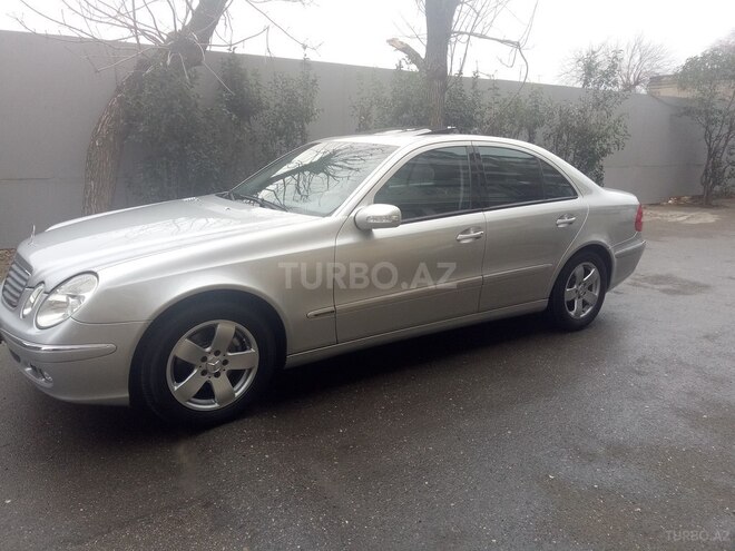 Mercedes E 240 2003, 209,500 km - 2.4 l - Bakı