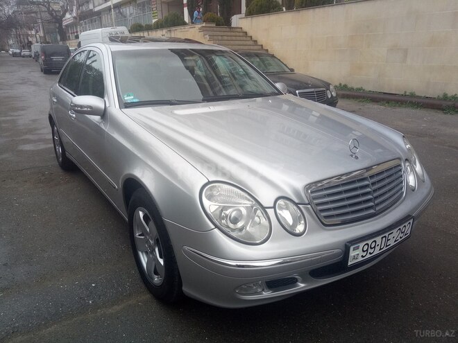 Mercedes E 240 2003, 209,500 km - 2.4 l - Bakı