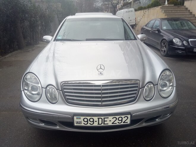 Mercedes E 240 2003, 209,500 km - 2.4 l - Bakı
