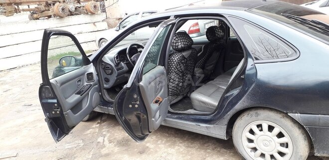 Renault Laguna 2001, 173,484 km - 1.6 л - Bakı