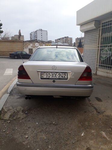 Mercedes C 250 1995, 499,000 km - 2.5 l - Bakı