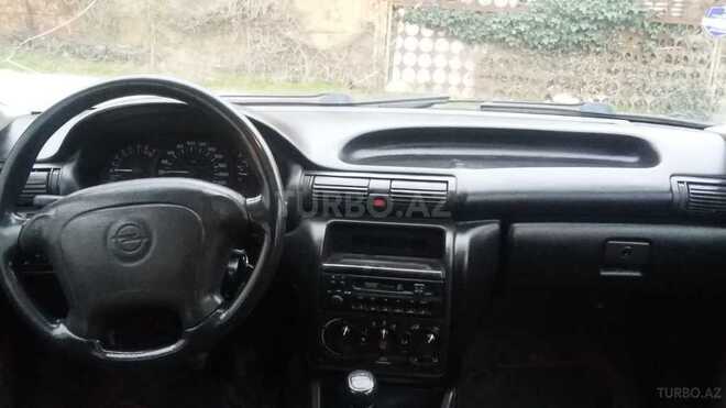 Opel Astra 1994, 410,000 km - 1.8 l - Bakı