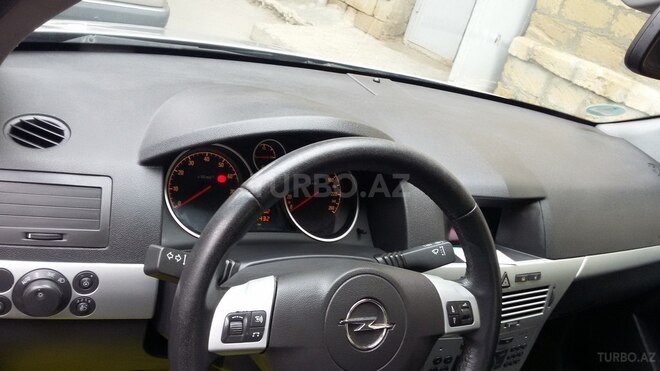Opel Astra 2009, 147,000 km - 1.4 l - Bakı