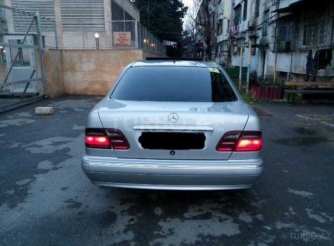 Mercedes E 320 2000, 380,000 km - 3.2 l - Bakı