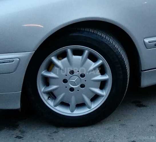 Mercedes E 320 2000, 380,000 km - 3.2 l - Bakı