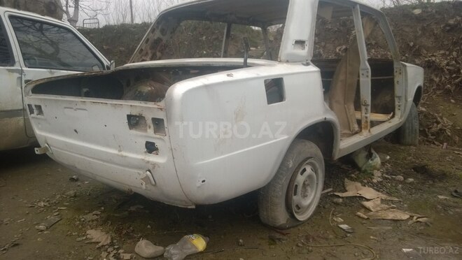 LADA (VAZ) 21011 1984, 25,004 km - 1.6 l - Sabirabad