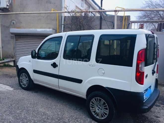 Fiat Doblo 2007, 267,200 km - 1.3 l - Bakı