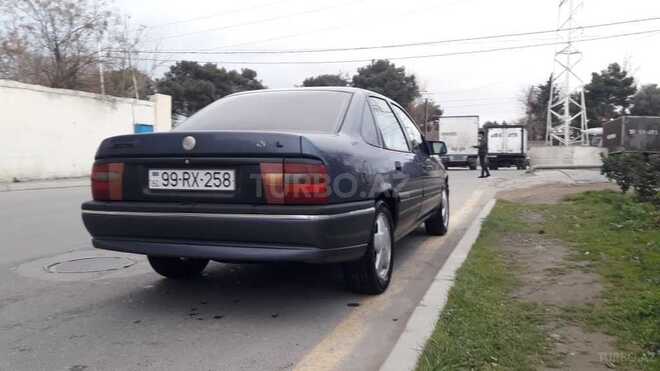 Opel Vectra 1995, 250,000 km - 1.8 l - Bakı
