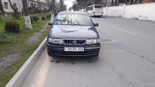 Opel Vectra 1995, 250,000 km - 1.8 l - Bakı