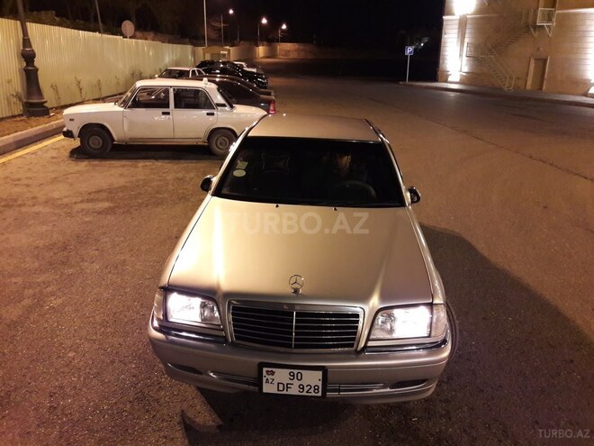 Mercedes C 220 1995, 3,548,764 km - 2.2 l - Bakı