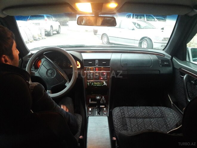 Mercedes C 220 1995, 3,548,764 km - 2.2 l - Bakı
