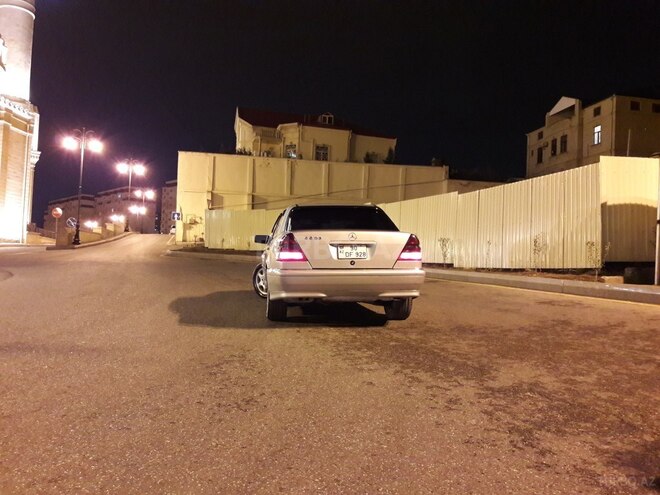 Mercedes C 220 1995, 3,548,764 km - 2.2 l - Bakı