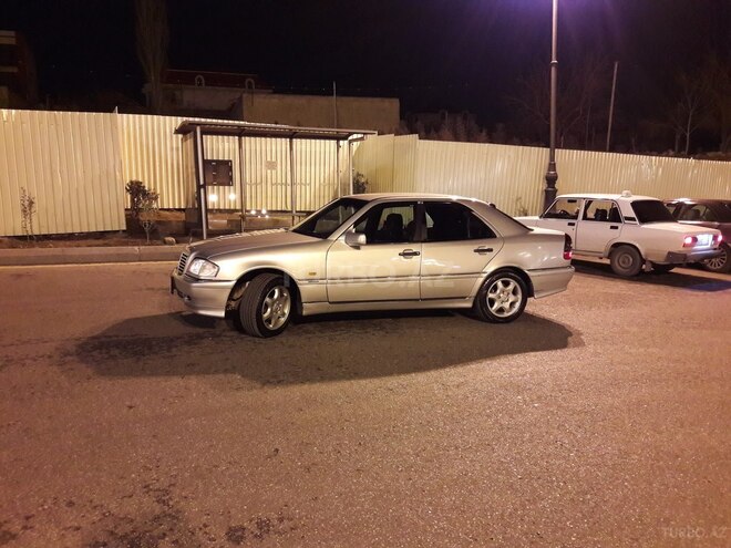 Mercedes C 220 1995, 3,548,764 km - 2.2 l - Bakı
