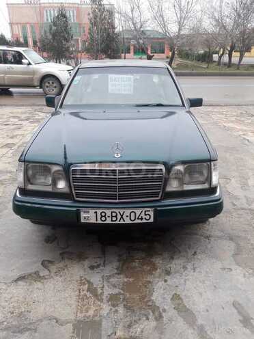Mercedes E 230 1995, 256,000 km - 2.2 l - Şirvan