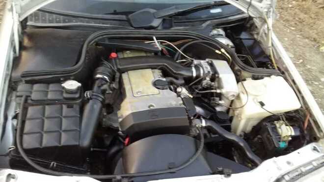 Mercedes C 220 1996, 331,000 km - 0.2 l - Ucar