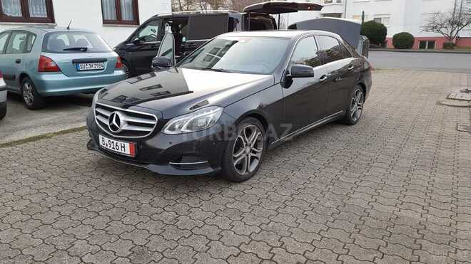 Mercedes E 220 2013, 135,800 km - 2.2 l - Bakı