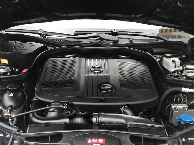 Mercedes E 220 2013, 135,800 km - 2.2 l - Bakı