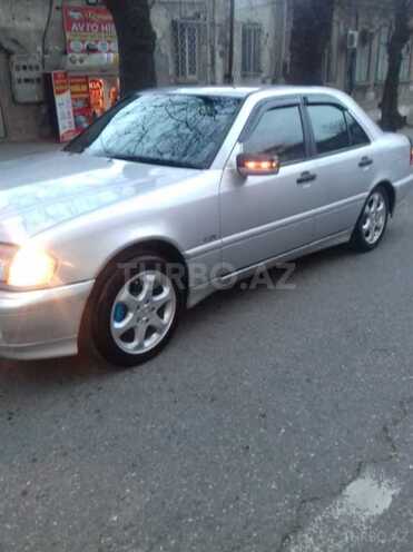 Mercedes C 230 2000, 256,000 km - 2.3 l - Bakı
