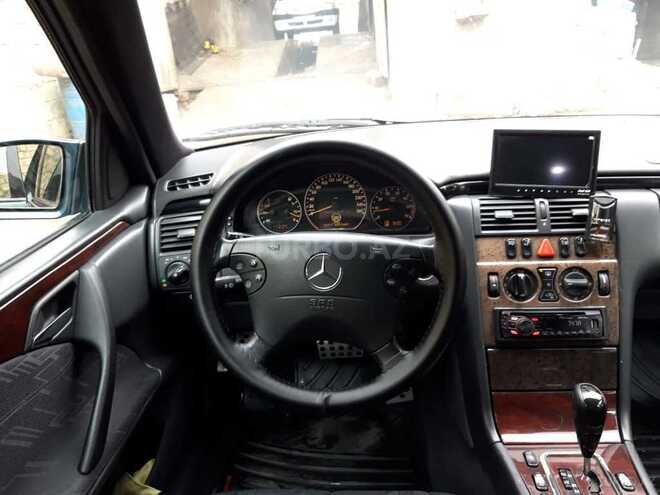 Mercedes E 240 2000, 280,000 km - 2.4 l - Bakı