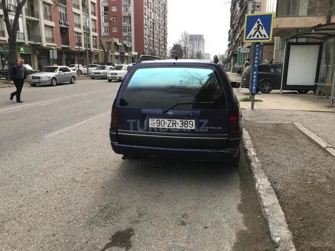 Opel Astra 1996, 200,000 km - 1.6 l - Bakı