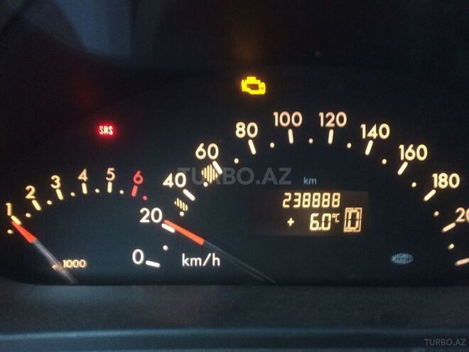 Mercedes A 160 2003, 238,888 km - 1.6 l - Bakı