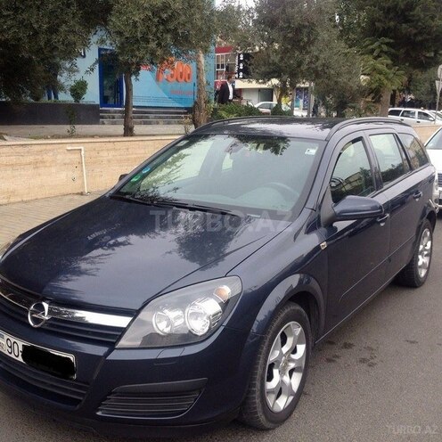 Opel Astra 2006, 260,000 km - 1.9 л - Bakı