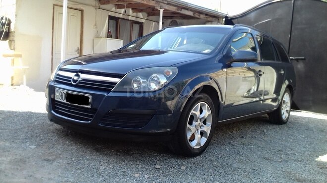 Opel Astra 2006, 260,000 km - 1.9 л - Bakı