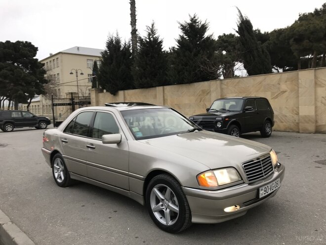 Mercedes C 230 1999, 152,000 km - 2.3 l - Bakı