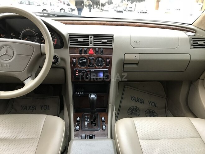 Mercedes C 230 1999, 152,000 km - 2.3 l - Bakı