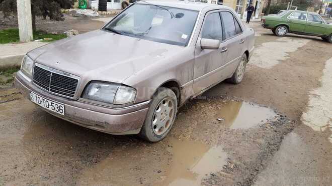 Mercedes C 180 1994, 122,000 km - 1.8 l - Salyan