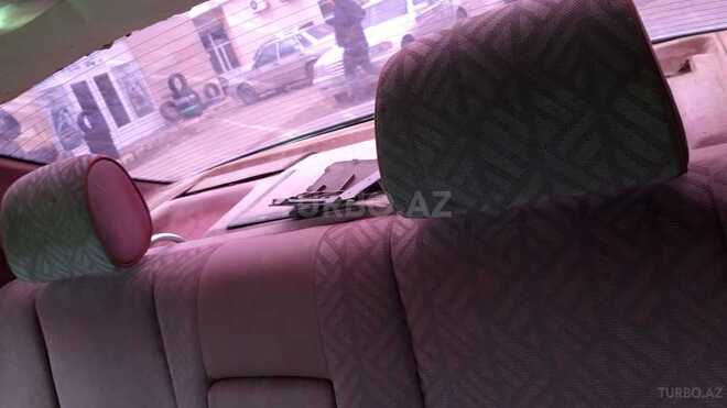 Mercedes C 180 1994, 122,000 km - 1.8 l - Salyan