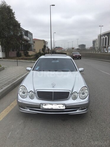 Mercedes E 270 2002, 323,350 km - 2.7 л - Bakı