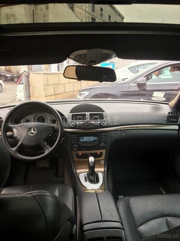 Mercedes E 270 2002, 323,350 km - 2.7 л - Bakı