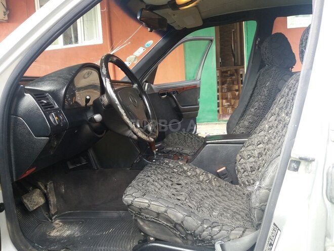 Mercedes C 230 1997, 256,000 km - 2.3 l - Cəlilabad