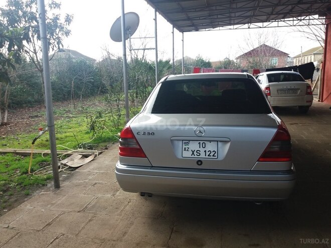 Mercedes C 230 1997, 256,000 km - 2.3 l - Cəlilabad