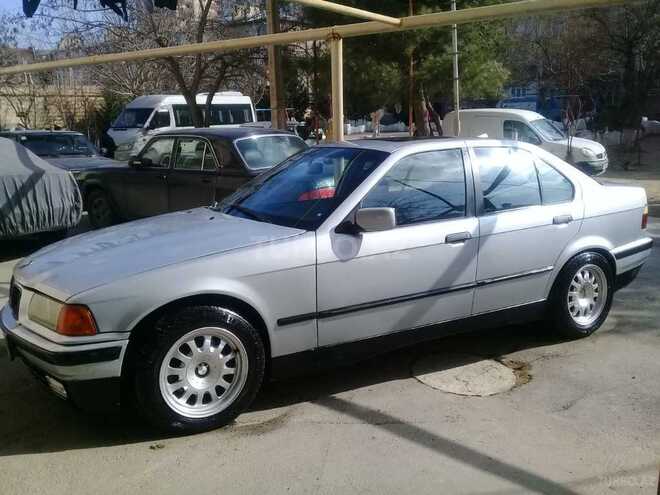 BMW 318 1994, 333,458 km - 1.9 l - Bakı