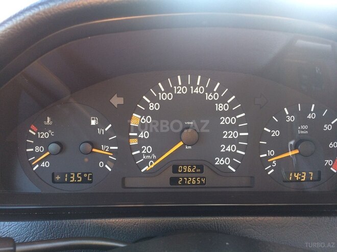 Mercedes C 240 1998, 272,656 km - 2.4 l - Quba