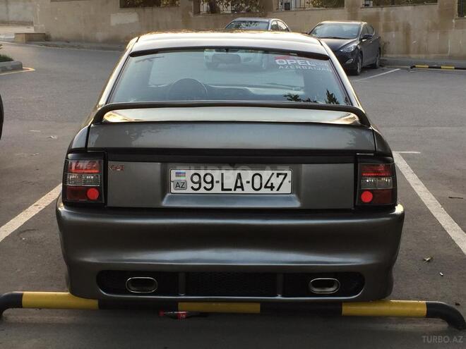 Opel Vectra 1992, 227,000 km - 2.0 л - Bakı