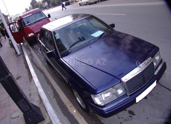 Mercedes E 200 1992, 480,000 km - 2.0 l - Bakı