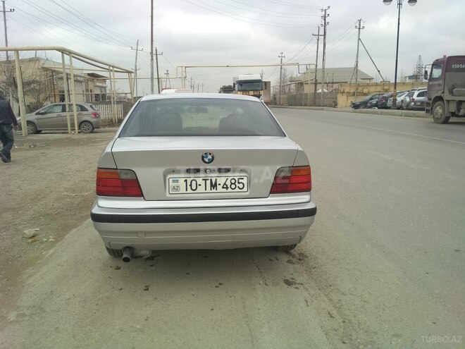 BMW 318 1995, 225,000 km - 1.8 l - Bakı