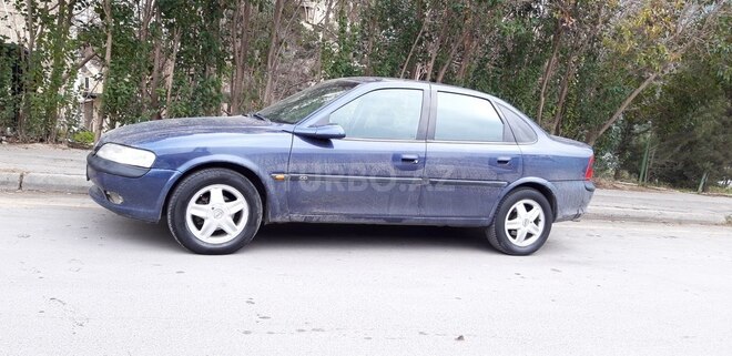 Opel Vectra 1996, 300,000 km - 1.8 l - Bakı