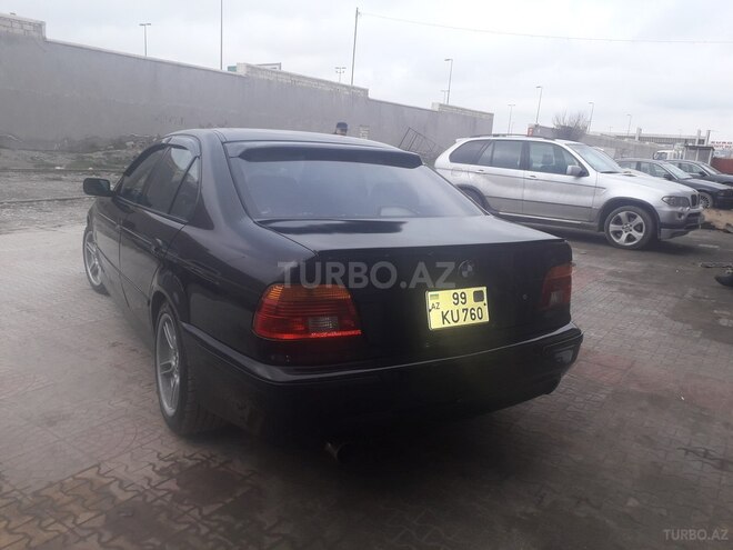 BMW 525 2003, 230,000 km - 2.5 л - Bakı